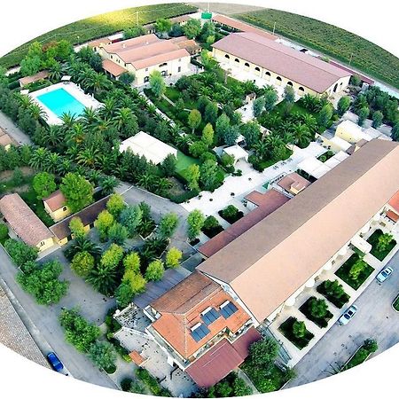 Hotel Tenuta San Francesco Barletta Exterior photo