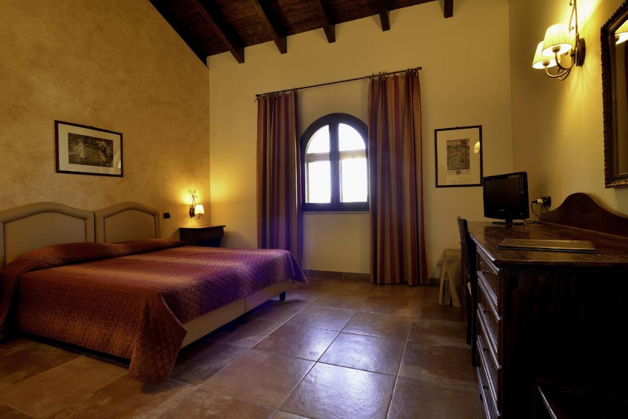 Hotel Tenuta San Francesco Barletta Exterior photo